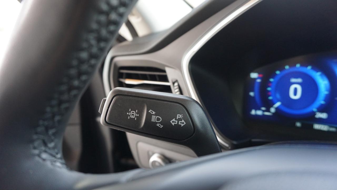 Ford Kuga 1.5 ecoblue Titanium Business 2wd 120cv auto