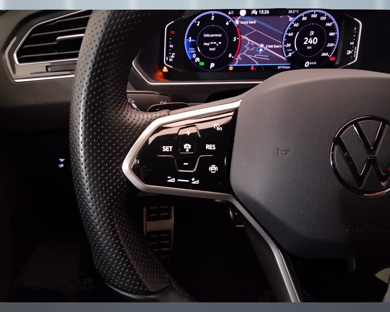 VOLKSWAGEN Tiguan II 2021 - Tiguan 2.0 tdi R-Line 150cv dsg
