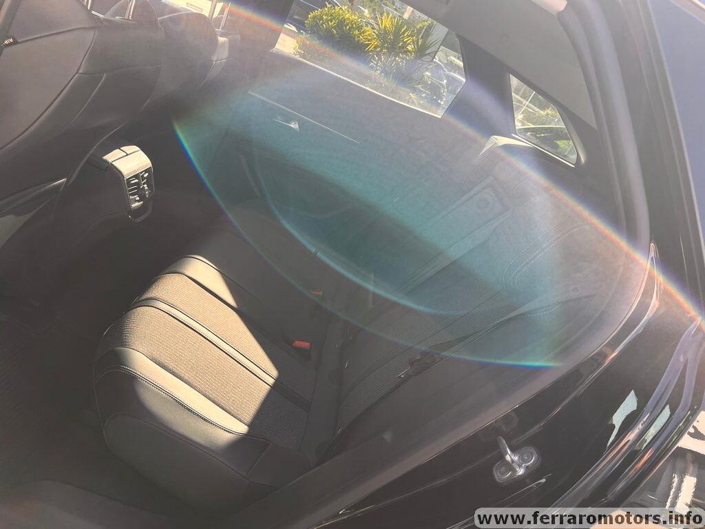 Peugeot 3008 BlueHDi 130 S&S EAT8 Allure a 249 euro al mese senza anticipo solo 60.000 km