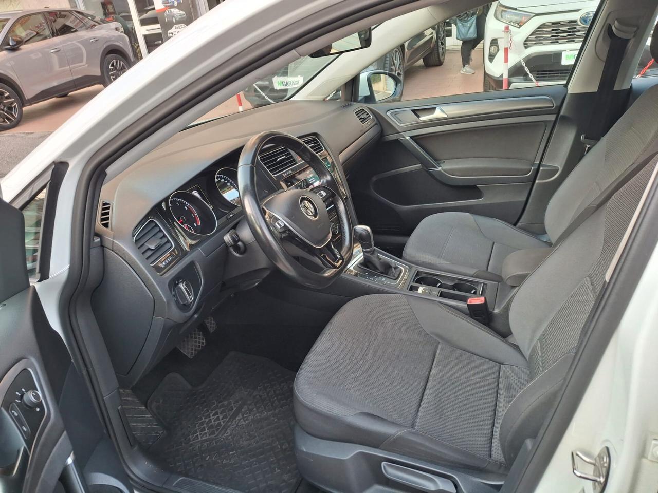 Volkswagen Golf 1.0 TSI 110 CV DSG C.AUTOM. 5p. COMFORT LINE