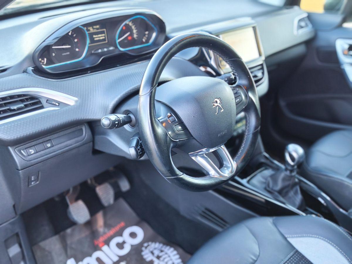 PEUGEOT 2008 1.6 BlueHDi 120 CV Allure