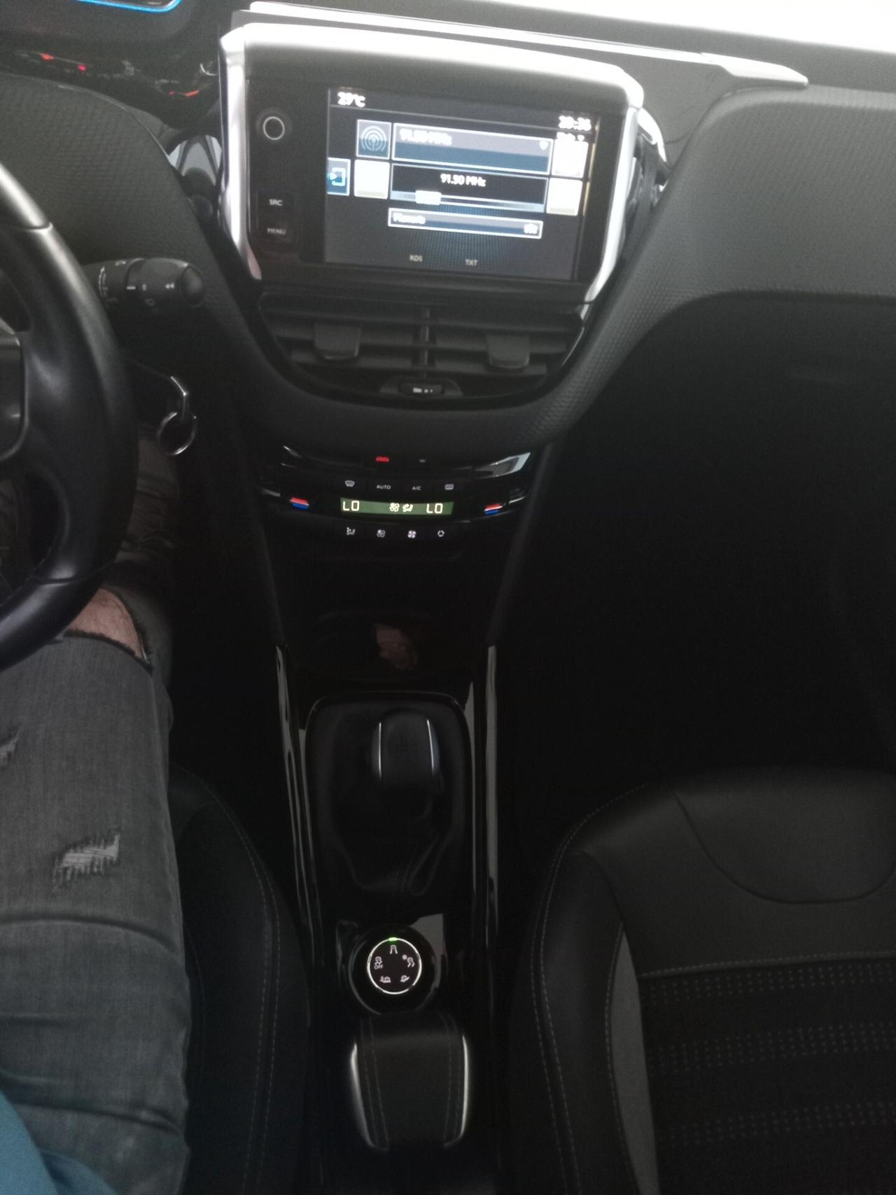 Peugeot 2008 BlueHDi 100 GT LINE PER NEO PATENTATI PERFETTA