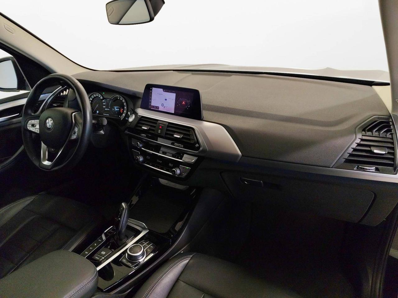 BMW X3 xDrive30e Business Advantage