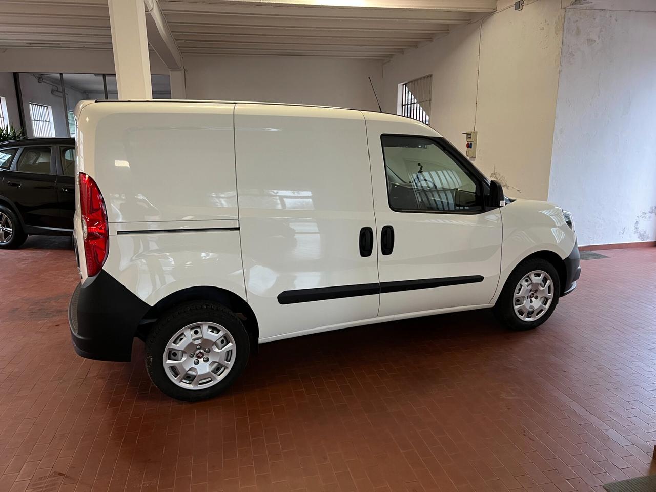 Fiat Doblo 1.6 MJT 101CV PC-TN Cargo Business