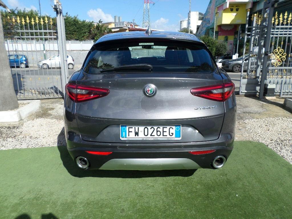 Alfa Romeo Stelvio 2.2 Turbodiesel 160 CV AT8 RWD Business