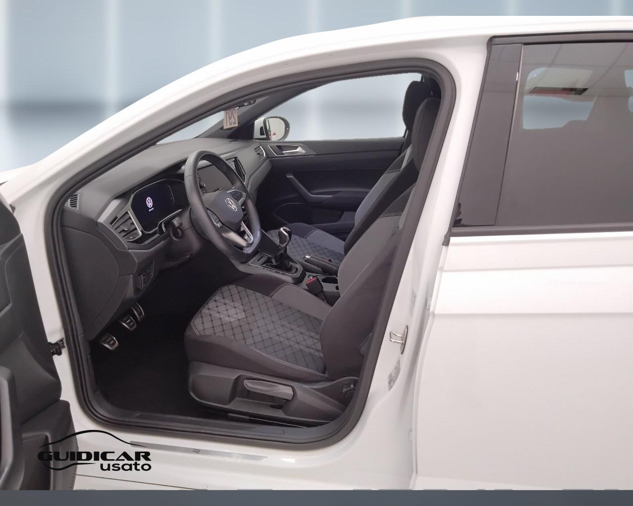 VOLKSWAGEN Taigo - Taigo 1.0 tsi R-Line 110cv