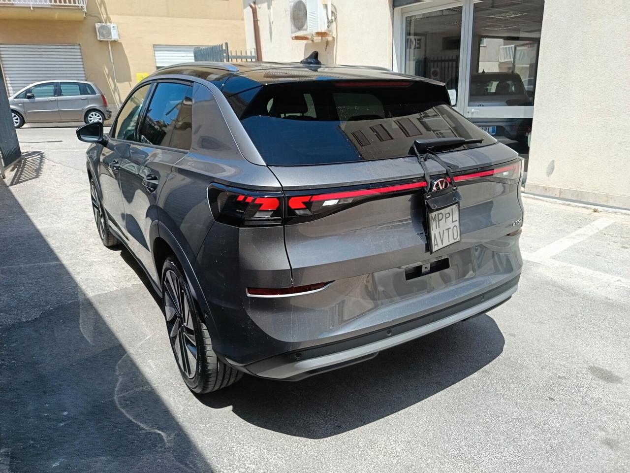 Volkswagen T-Roc 1.5 TSI DSG Life Nuova da immatricolare