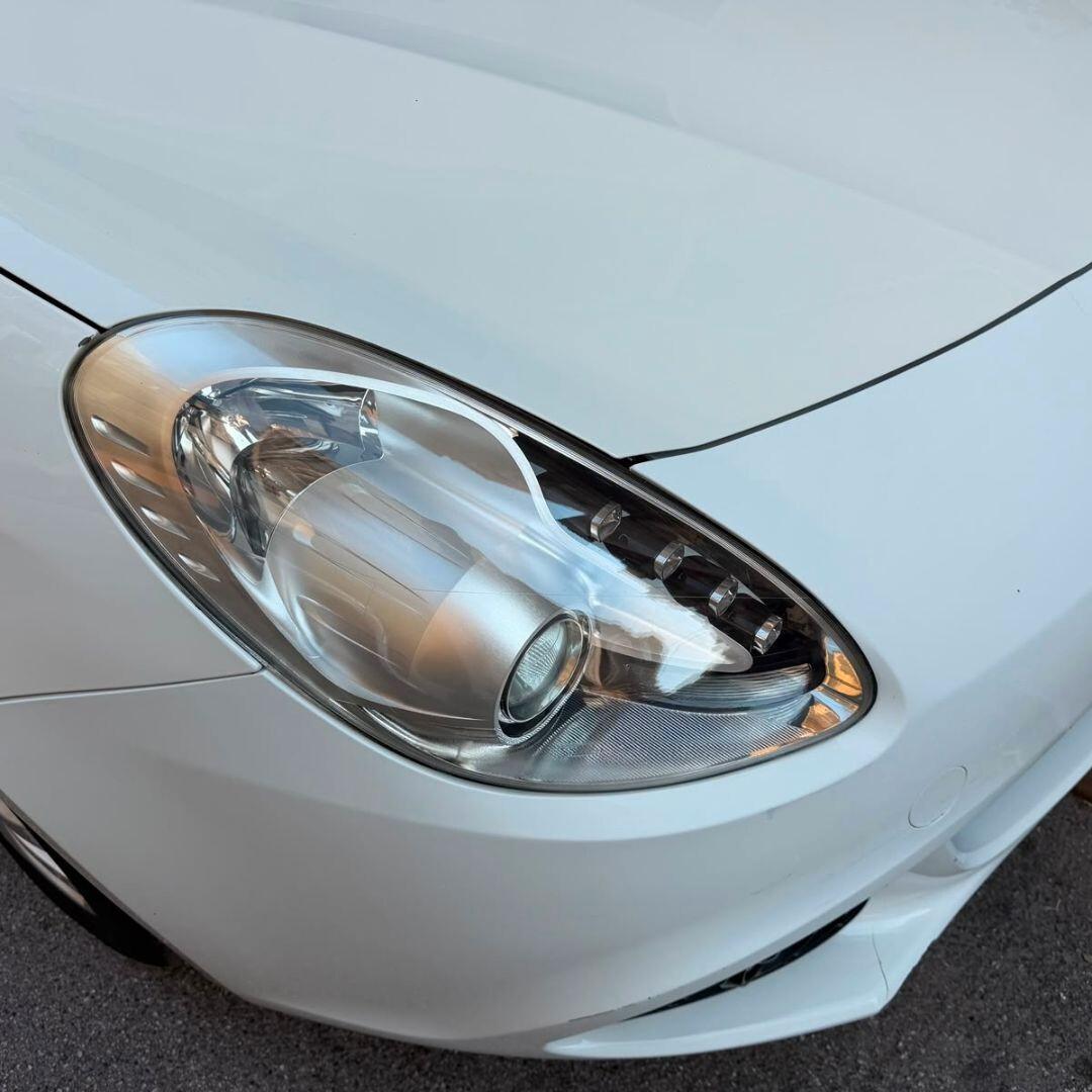 Alfa Romeo Giulietta 1.4 Turbo - 120 CV