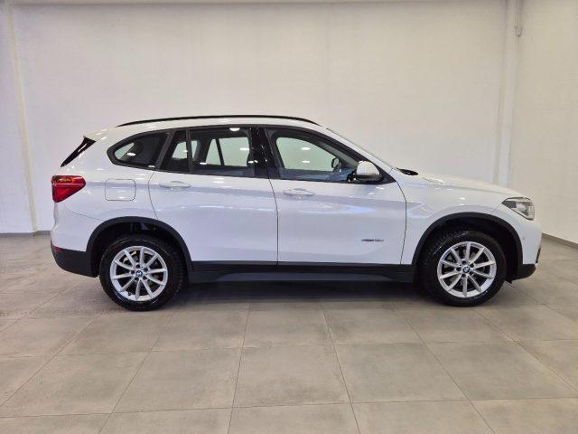 BMW X1 sDrive18d Advantage - Cruise/Lim - Bluetooth