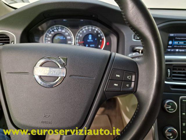 VOLVO V60 T3 Powershift Kinetic