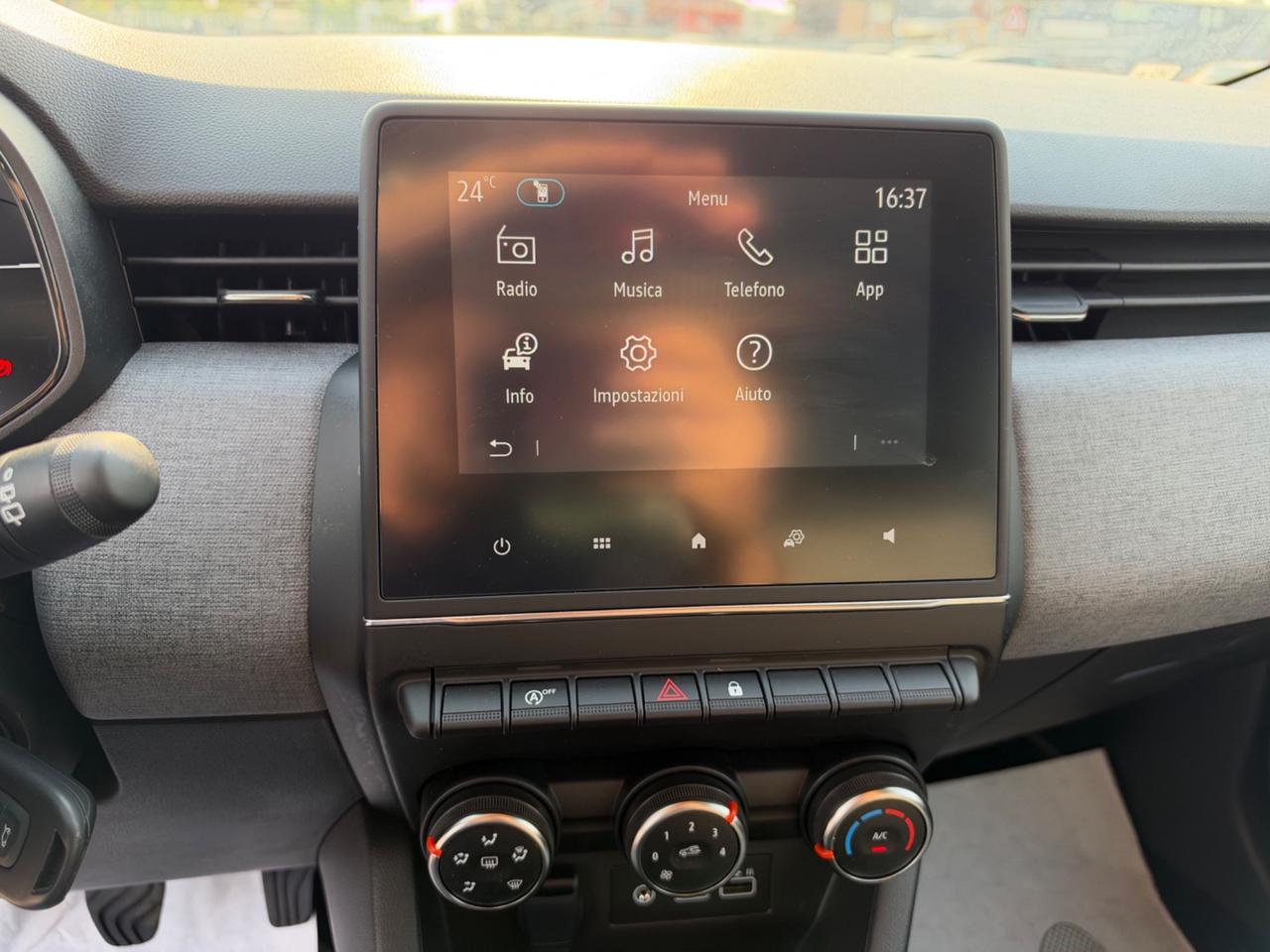Renault Clio SCe 65 CV 5 porte Evolution NEOPATENTATI
