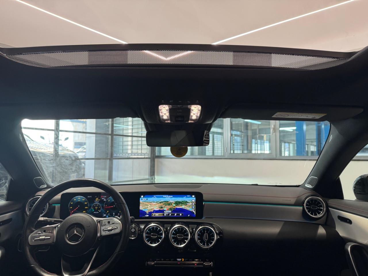 Mercedes CLA Shooting Brake 220 d AMG Line Premium auto + TETTO
