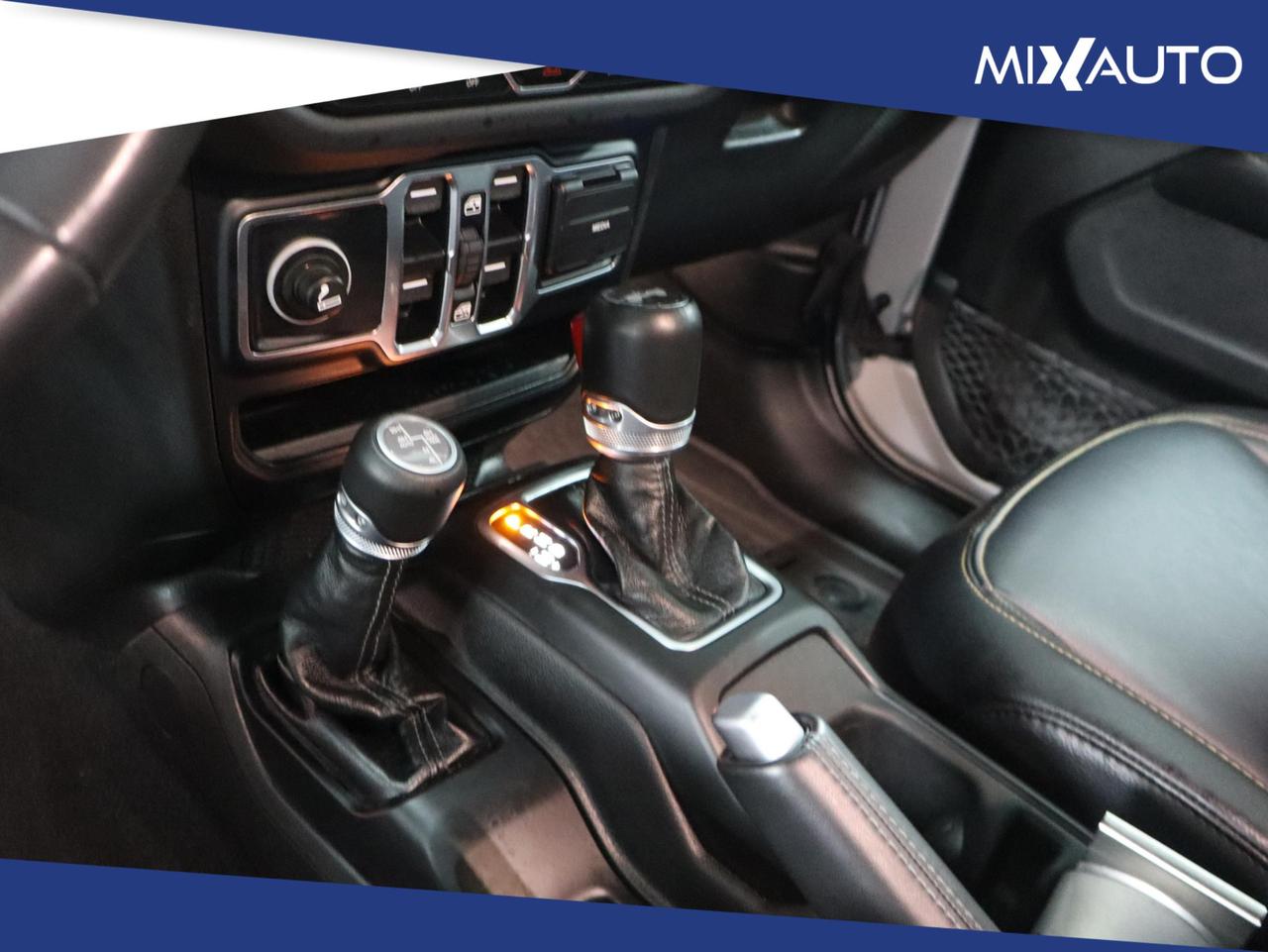 Jeep Wrangler Unlimited 2.0T Sahara GME 270CV 8ATX