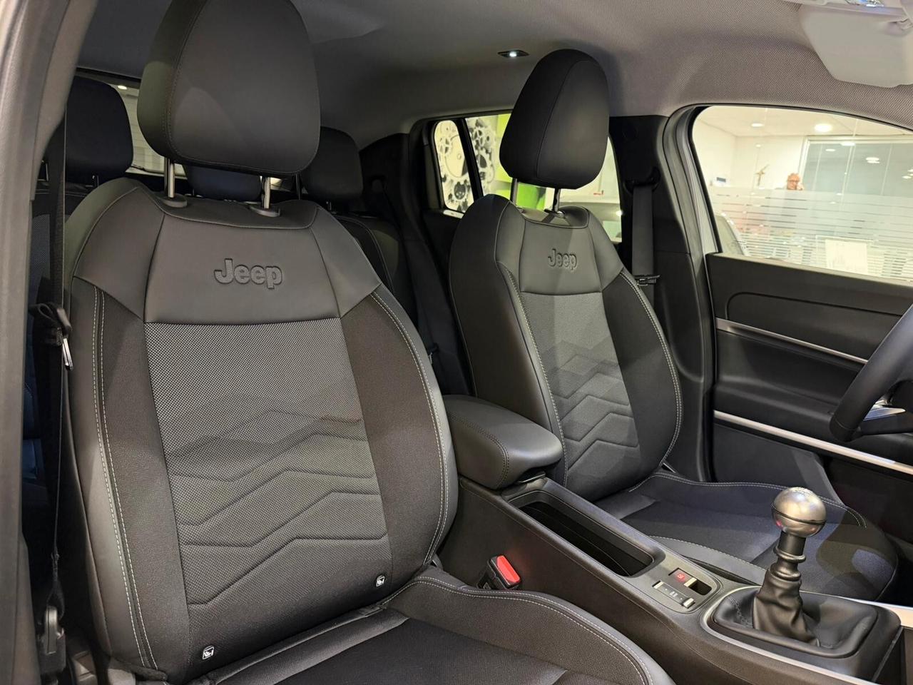 Jeep Avenger 1.2 Turbo 100 CV Summit