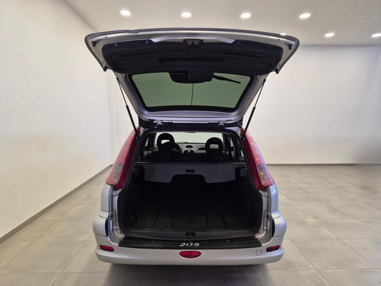 Peugeot 206 Station Wagon 206 SW 1.4 One-Line - NEOPATENTATI - Clima