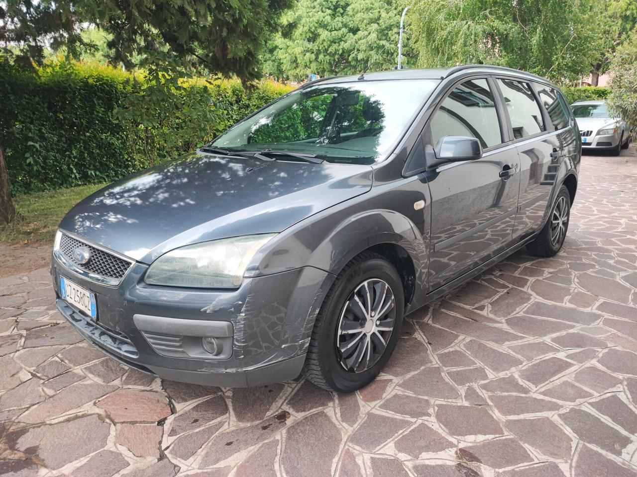 Ford Focus 1.6 TDCi 90 CV station wagon neopatentati