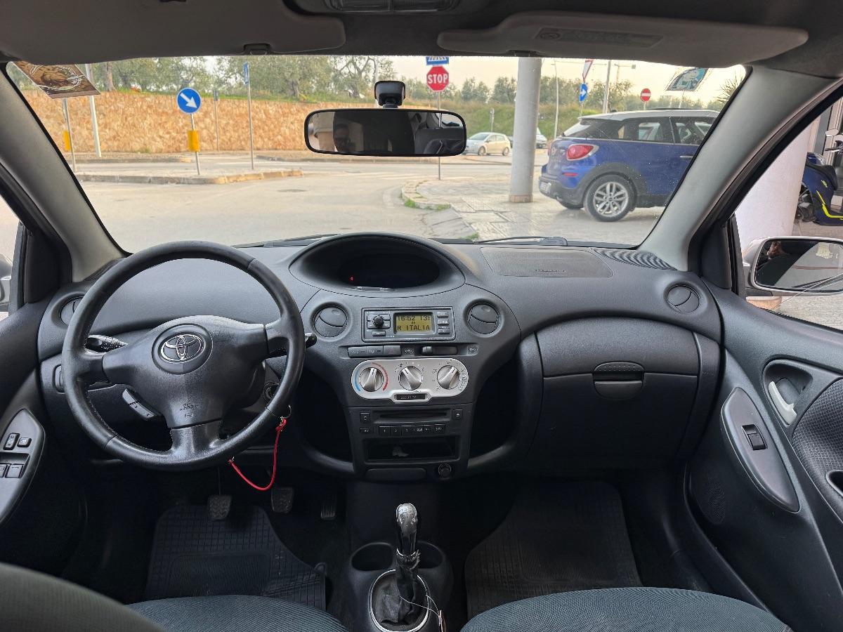 TOYOTA YARIS 1.4 Tdi D-4D Sol