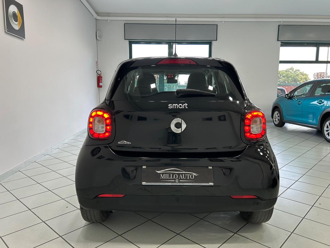 Smart ForFour 1.0cc 71cv Prime GPL