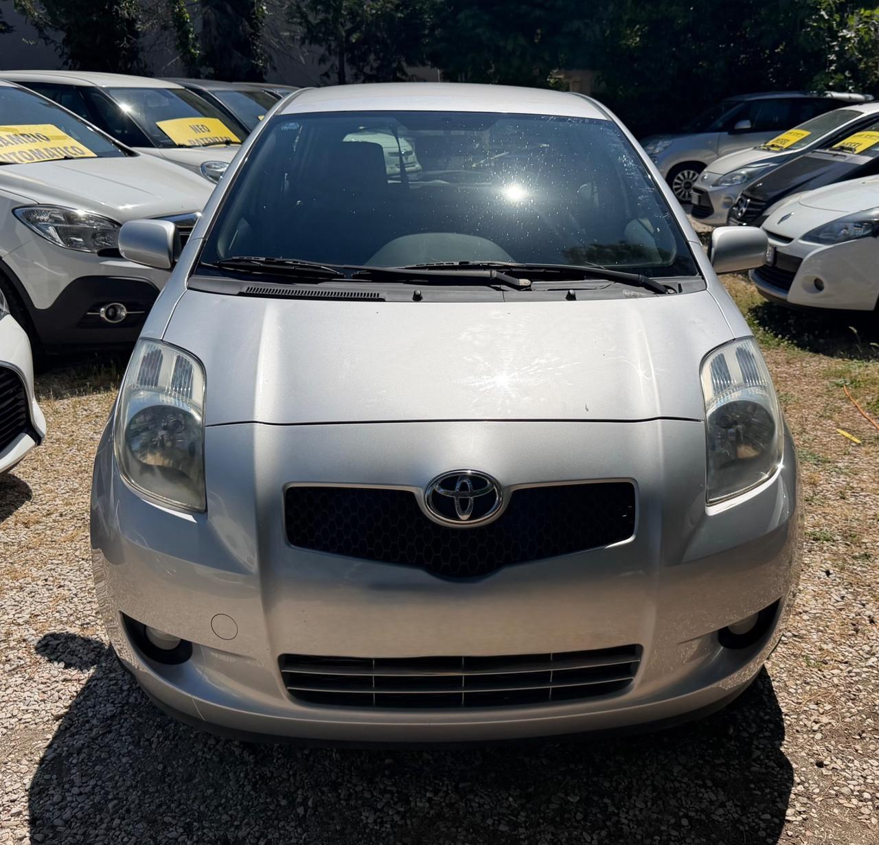 Toyota Yaris 1.4 D-4D 5 porte Navi