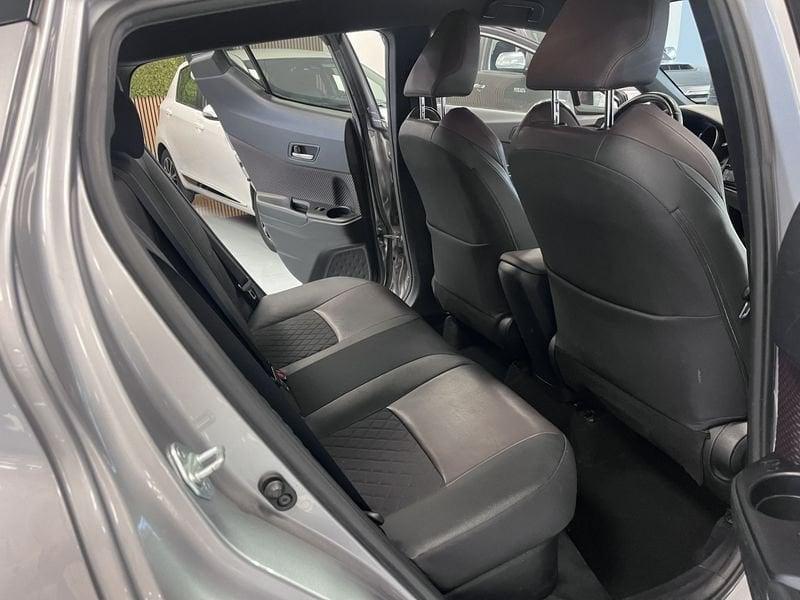 Toyota C-HR C-HR 1.8 Hybrid E-CVT Lounge