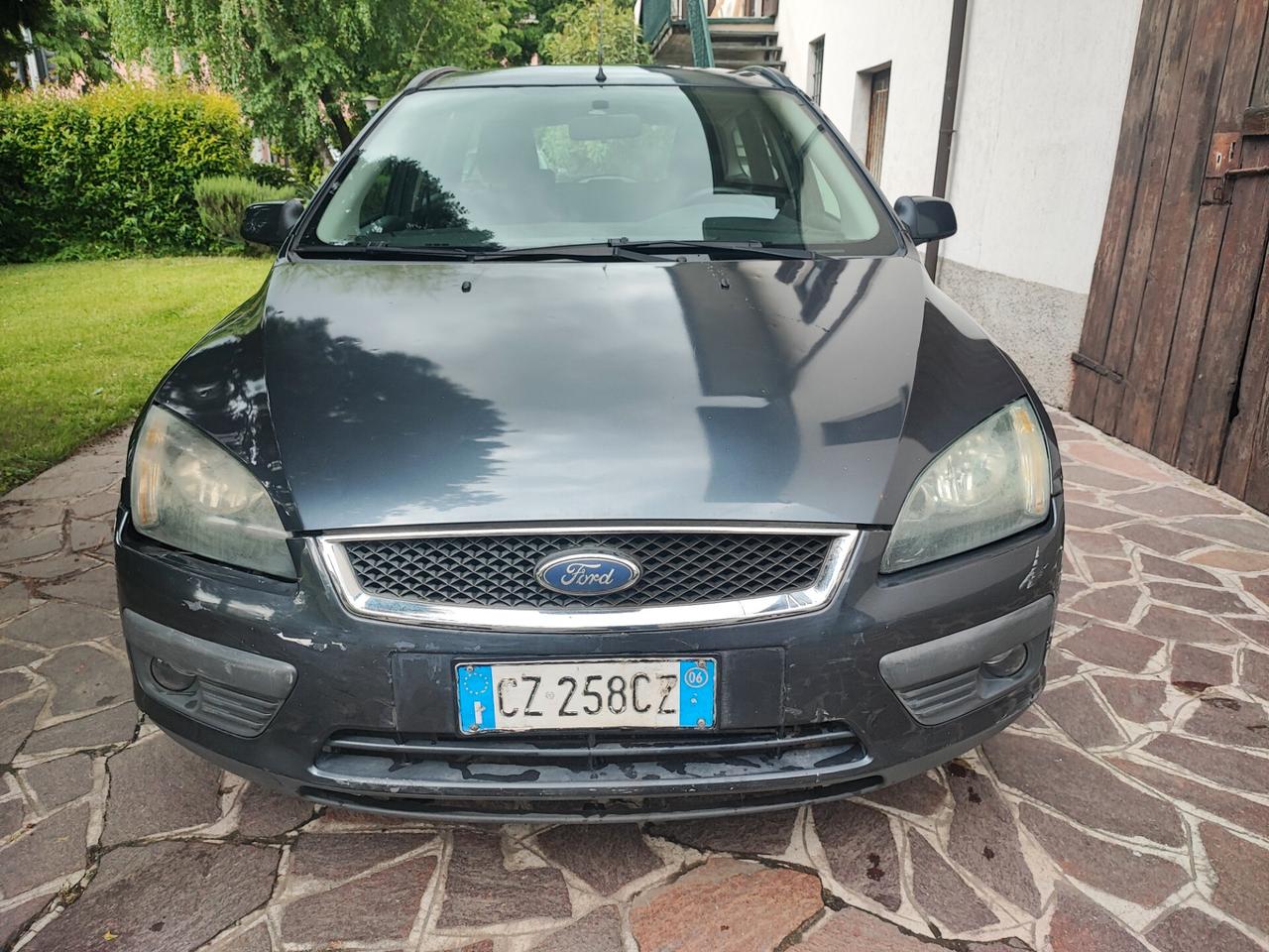 Ford Focus 1.6 TDCi 90 CV station wagon neopatentati