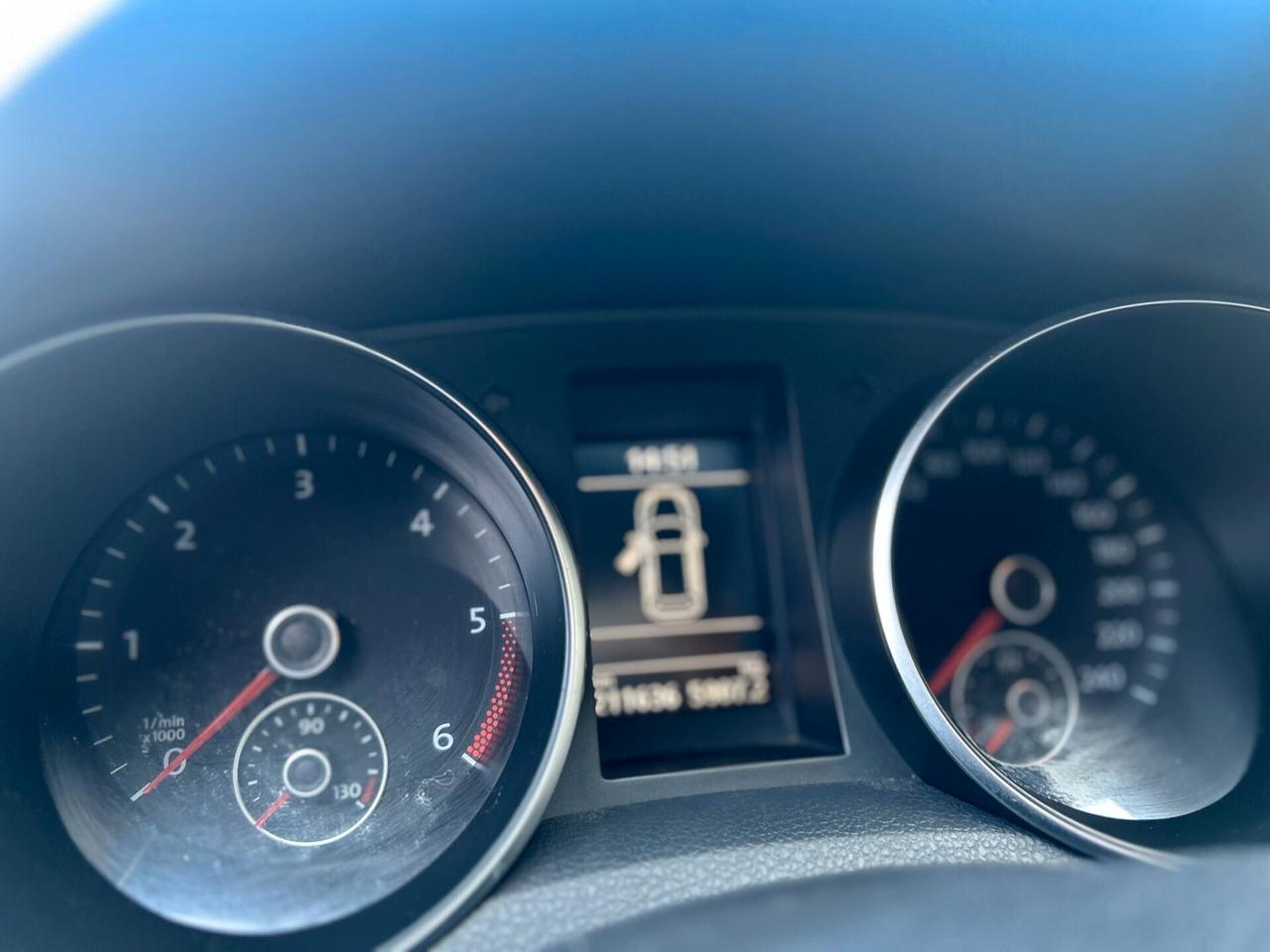 Volkswagen Golf Anno 2012 1.6 Diesel TAGLIANDATA