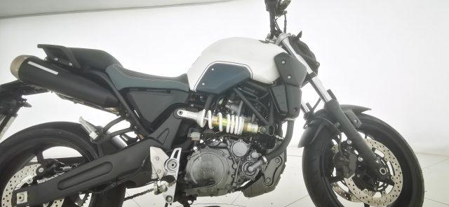 YAMAHA MT-03 MT-03