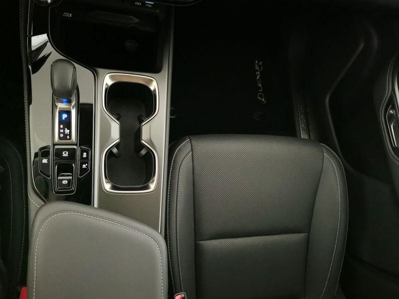 Lexus NX 350h 2.5 Premium 4wd e-cvt