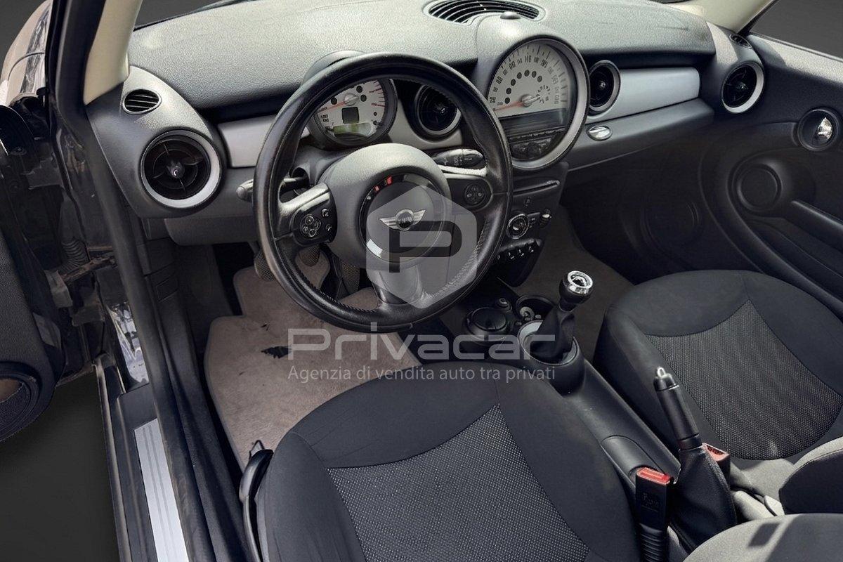 MINI Mini 1.6 16V One (55kW)