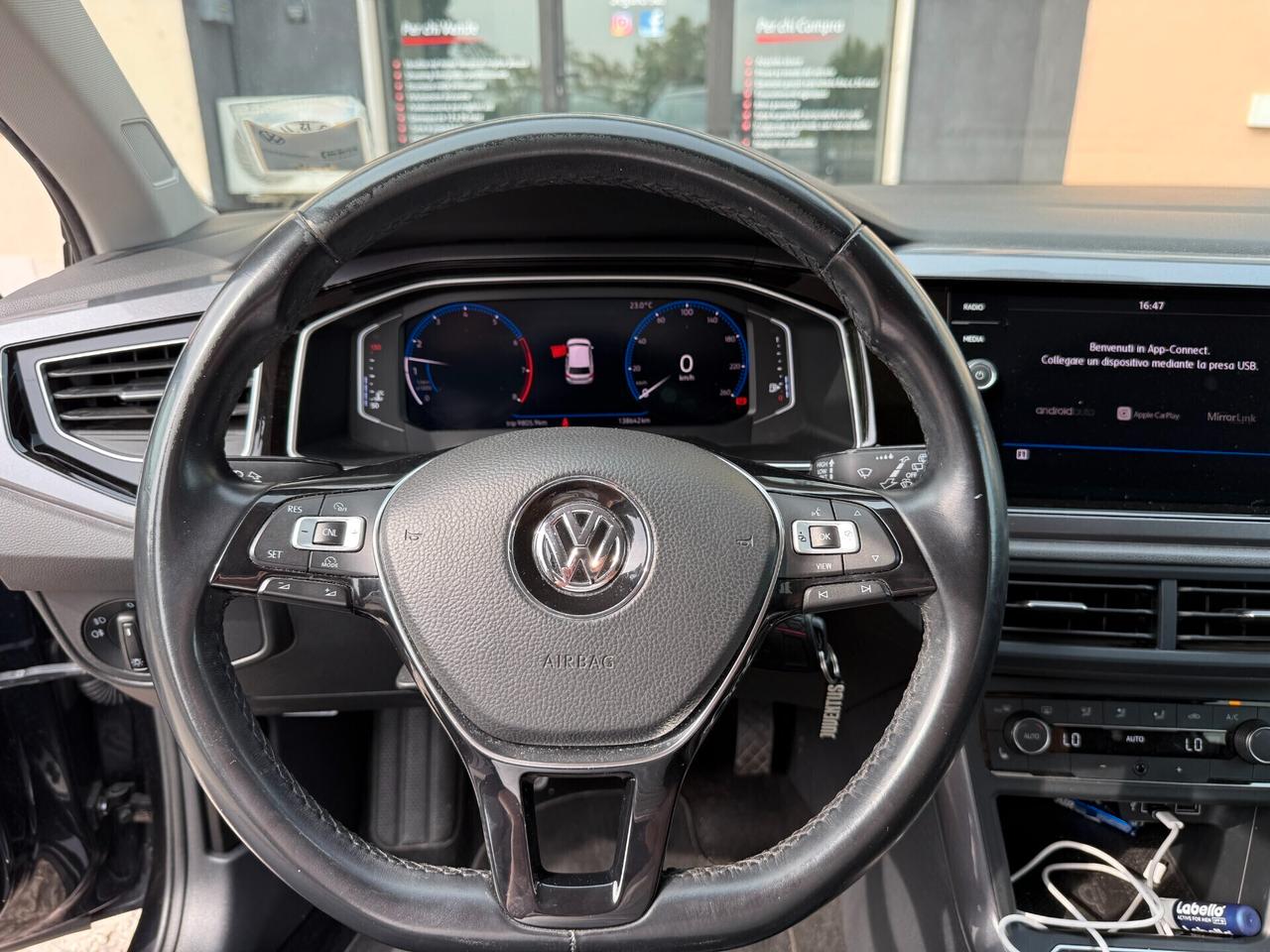 Volkswagen Polo 1.0 TSI 5p. R LINE
