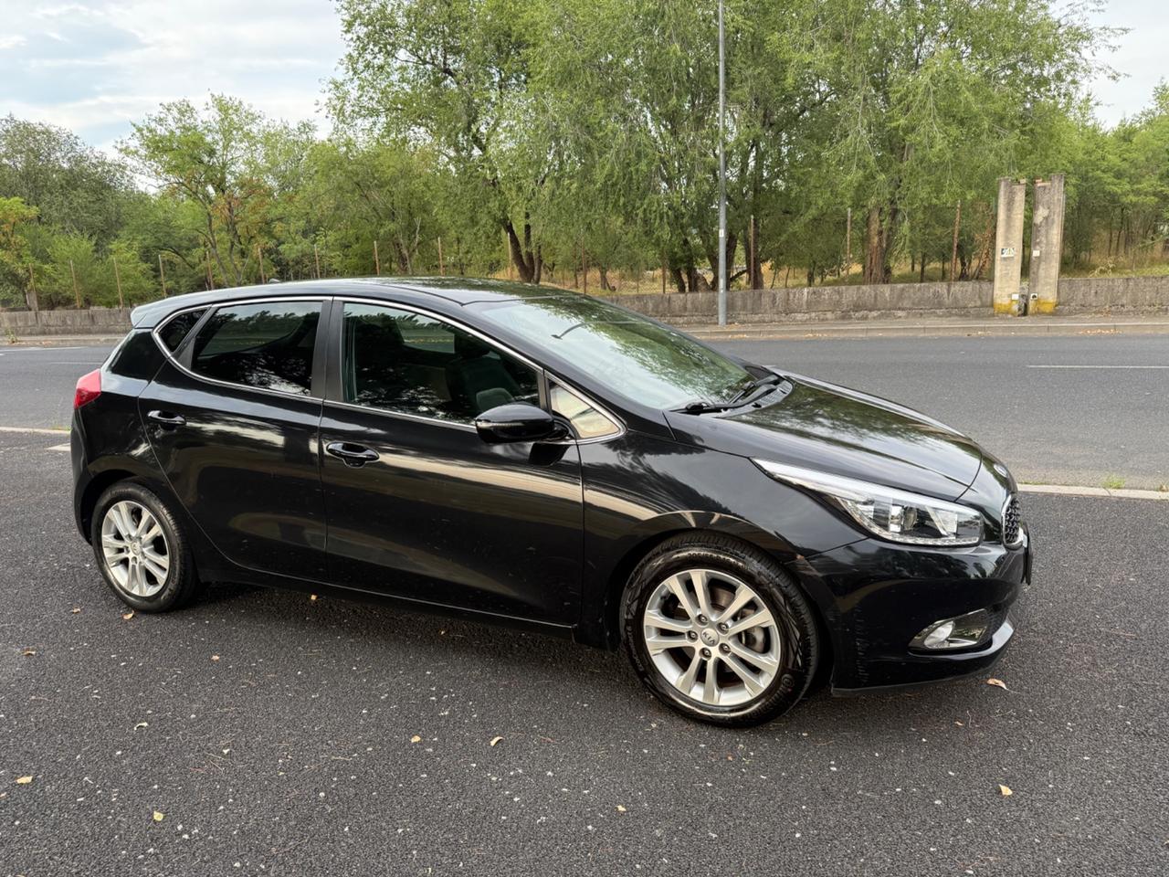 Kia Ceed cee'd 1.6 CRDi 110 CV 5 porte Cool