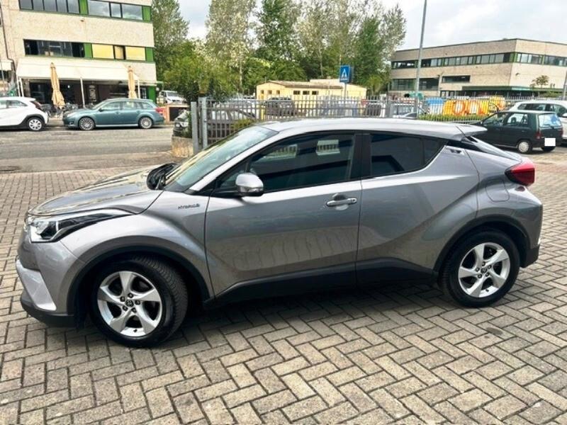 Toyota C-HR 1.8 Hybrid E-CVT Active