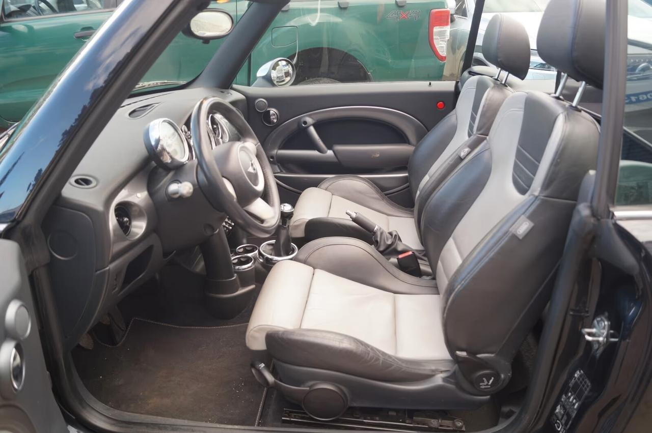 Mini 1.6 16V Cooper Cabrio