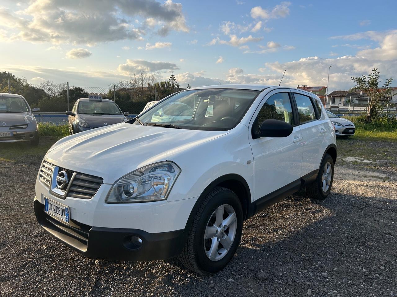 Nissan Qashqai 2.0 dCi DPF 4WD Tekna