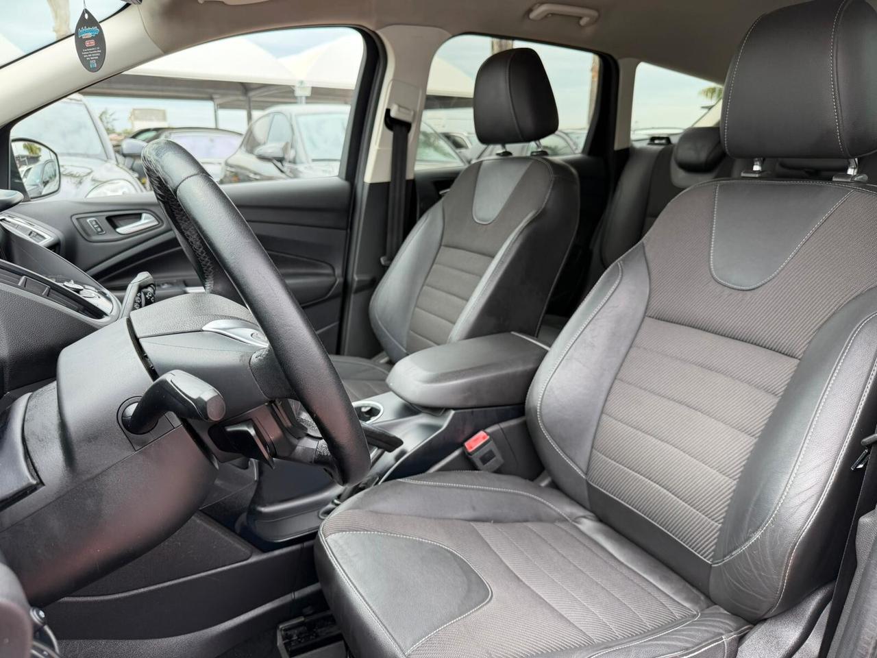 Ford Kuga 2.0 TDCI 150 CV S&S 2WD Titanium