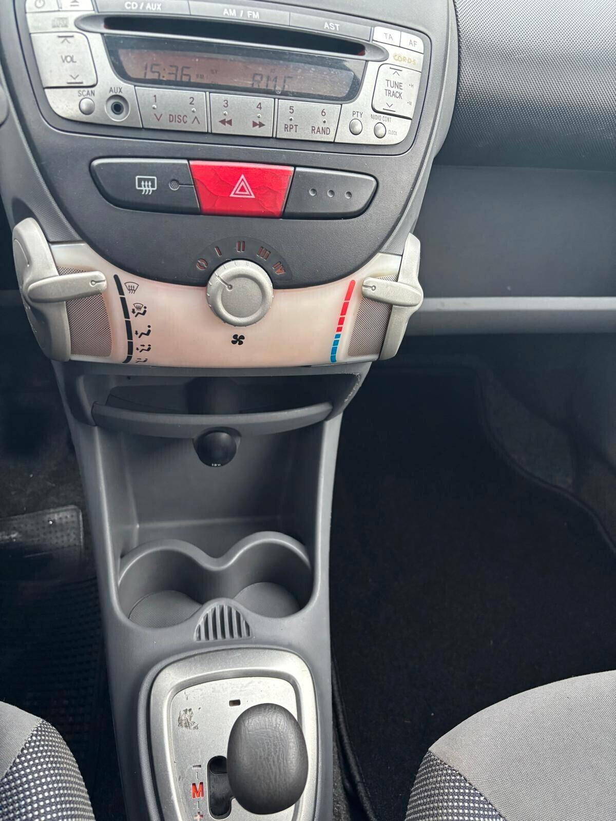 Peugeot 107 1.0 68CV 3p. Plaisir 2Tronic AUTOMATICA, NO CLIMA