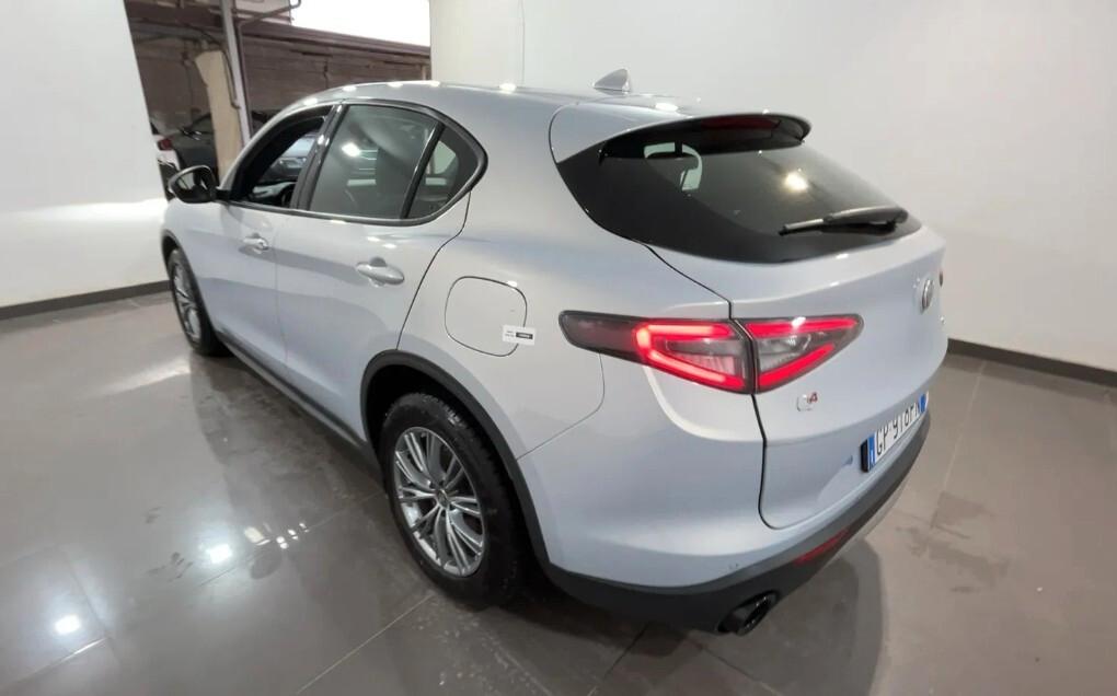 Alfa Romeo Stelvio 2.2 Turbodiesel 210 CV AT8 Q4 Super