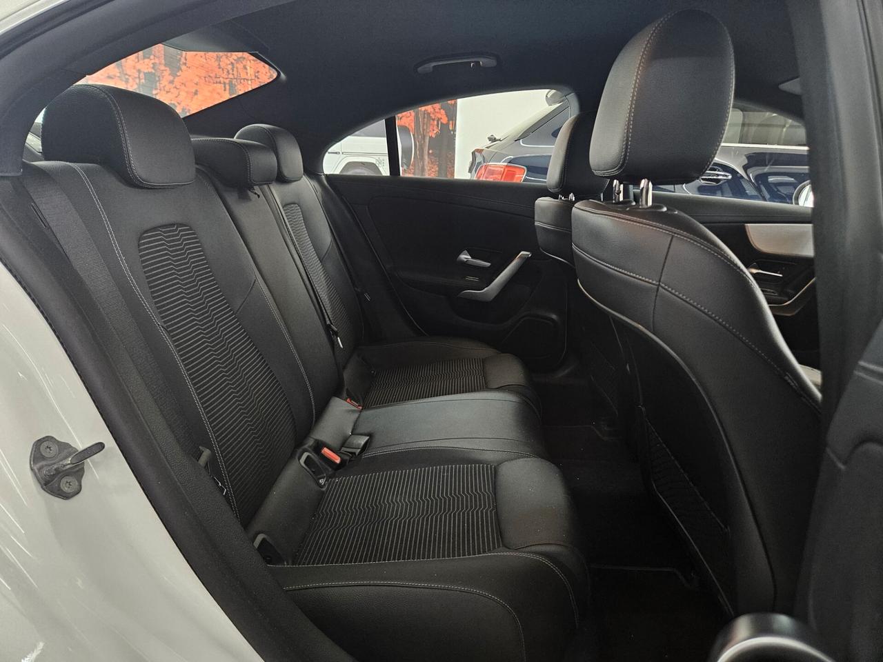 Mercedes-Benz CLA 200 Coupe d Sport auto