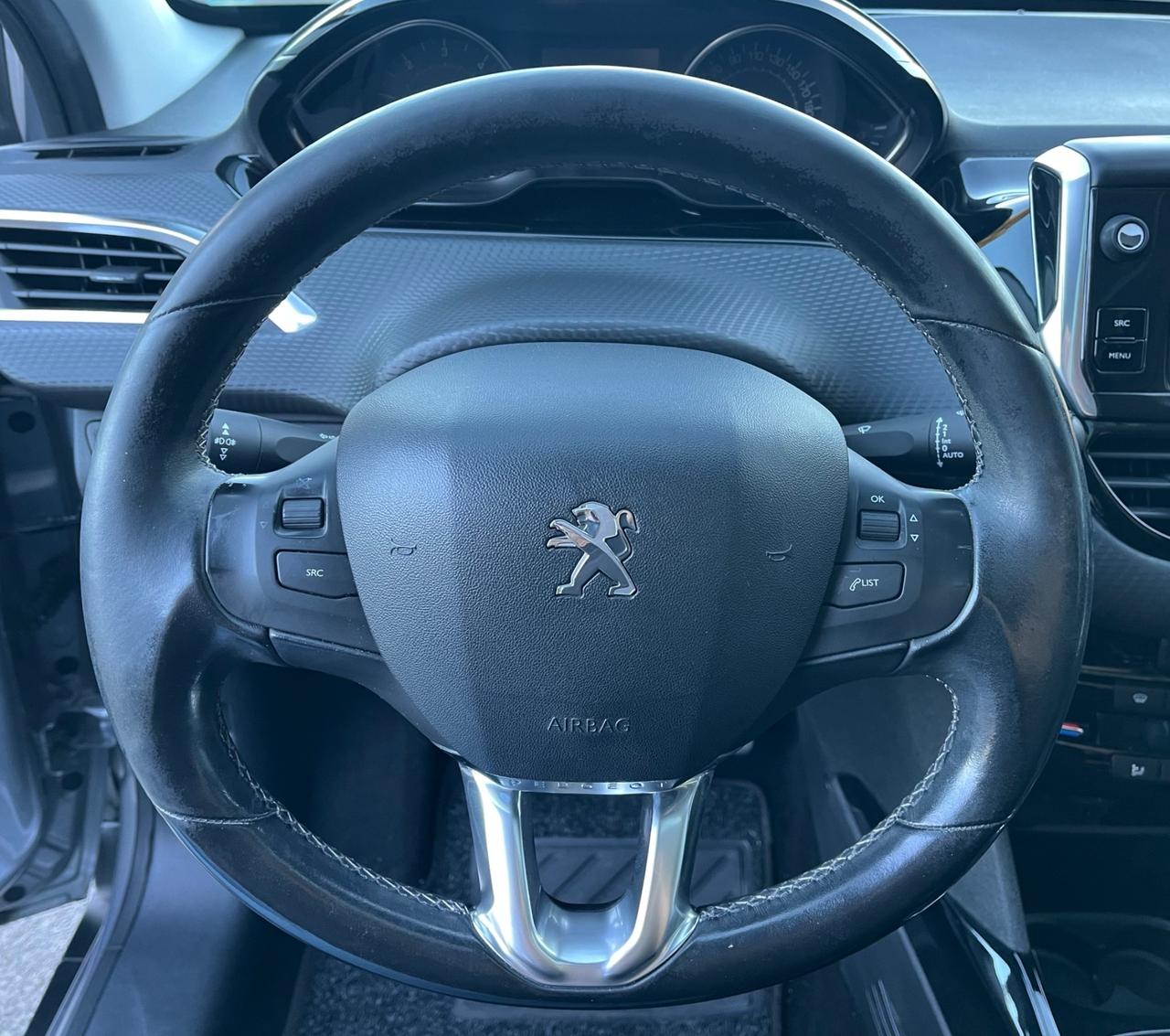 Peugeot 2008 BlueHDi 100 Allure-km192000-