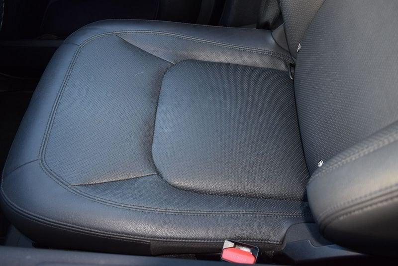 Land Rover Defender Defender 110 3.0D I6 200 CV AWD Auto SE