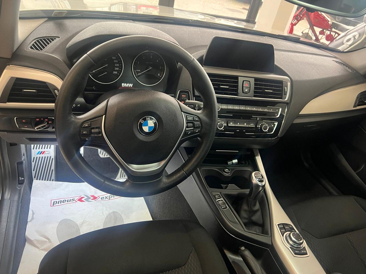 Bmw 116 116d 5p. Msport