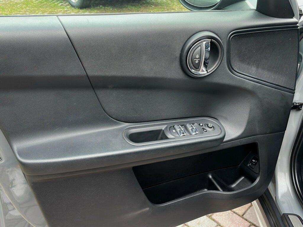 Mini Cooper D Countryman 2.0 D Cooper D Business Auto