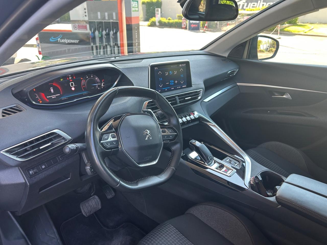 Peugeot 3008 BlueHDi 130 S&S EAT8 Allure