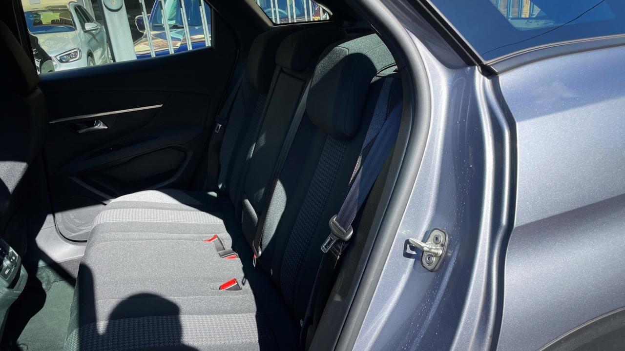 Peugeot 3008 1.5 Hdi Business EAT8 - 2021