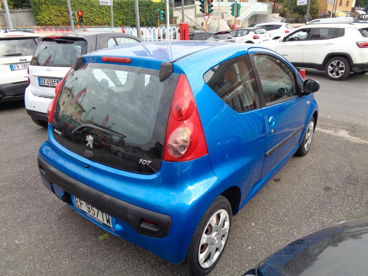 Peugeot 107 1.0 68CV 3p. Plaisir