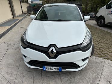 Renault Clio 1.2 75 CV 5 porte Duel