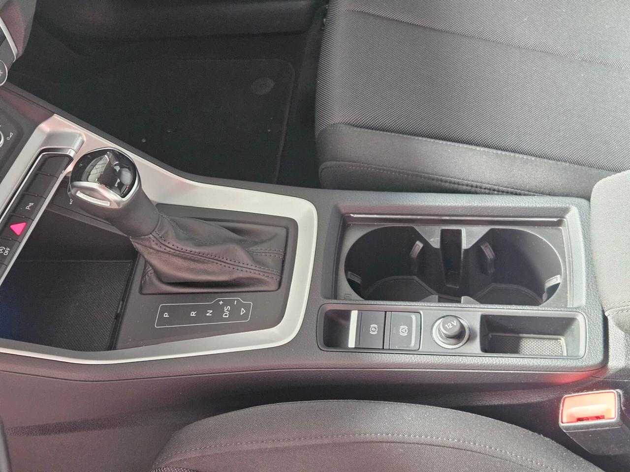 Audi Q3 35 TDI S tronic Business