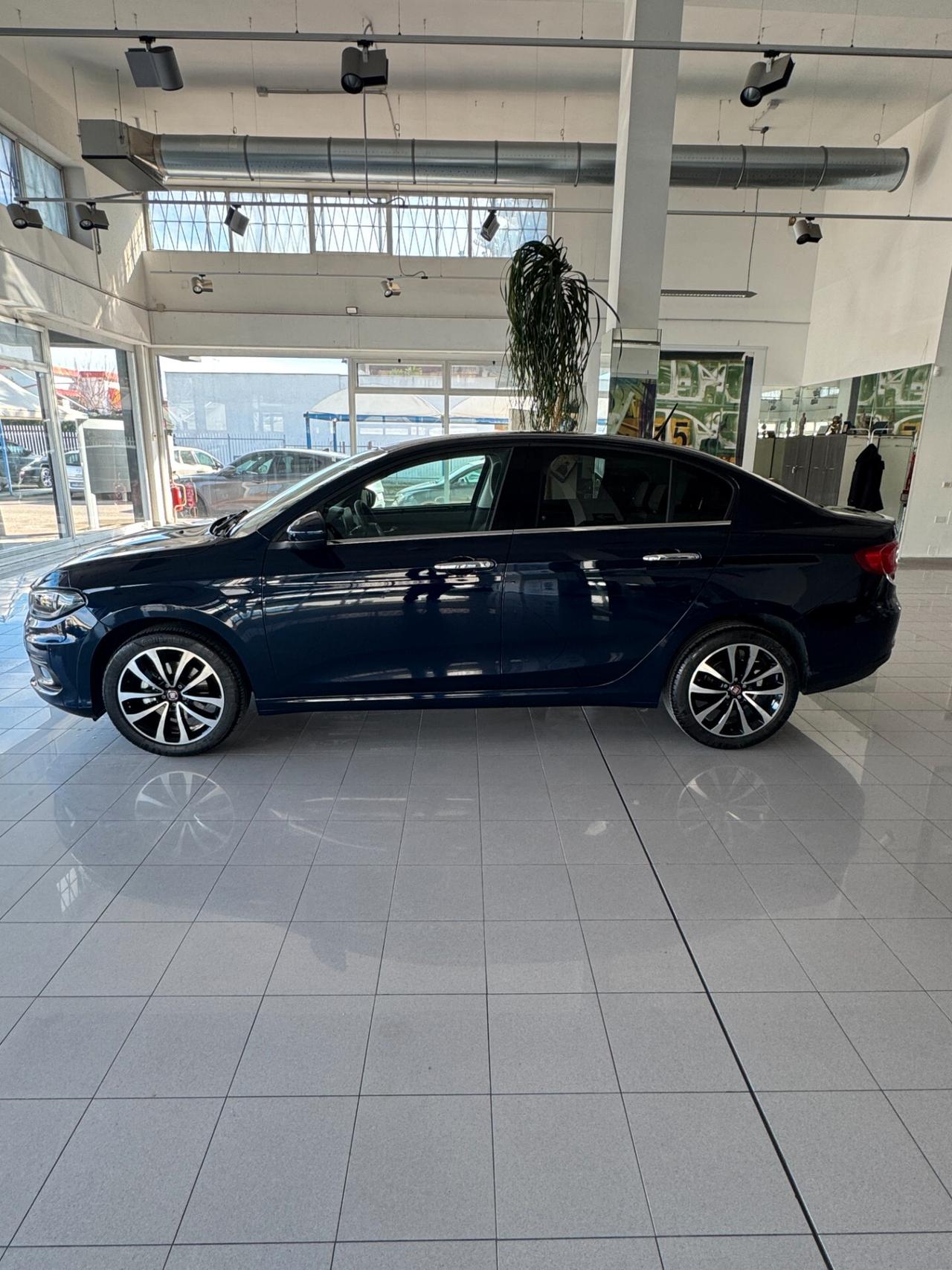 TIPO BERLINA KM 20000 FULL OPTIONAL