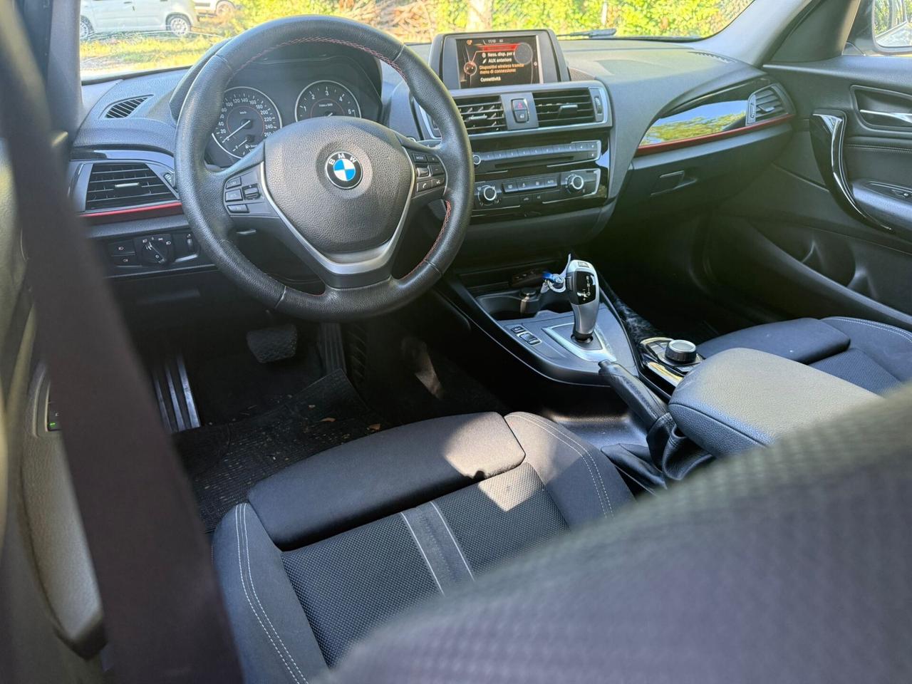 Bmw 118 118d 5p. Urban