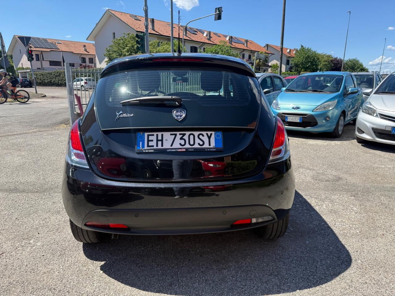 Lancia Ypsilon 0.9 TwinAir 85 CV 5 porte S&S Platinum